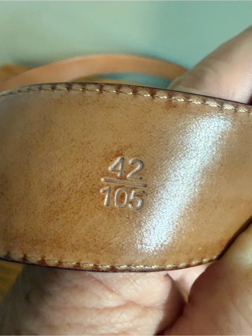 Trafalgar Terrence Genuine Leather Mens Belt Size 42 Brown